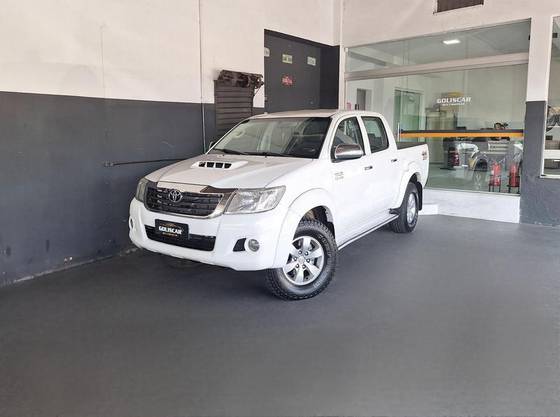 TOYOTA HILUX 3.0 SRV 4X4 CD 16V TURBO INTERCOOLER DIESEL 4P AUTOMÁTICO TOYOTA HILUX 3.0 SRV 4X4 CD 16V TURBO INTERCOOLER DIESEL 4P AUTOMÁTICO